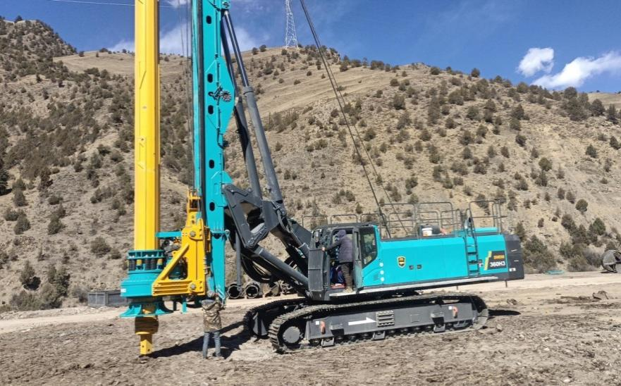 决战“天下之巅”！8188cc威尼斯智能旋挖钻机实力助建川藏铁路