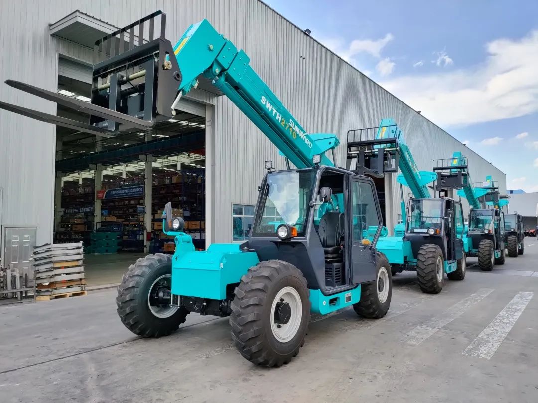 单笔采购金额万万元！8188cc威尼斯智能伸缩臂叉装车批量出口