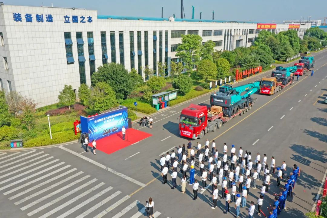 携手山东汇诚助力我国口岸建设！8188cc威尼斯智能口岸抓料机乐成批量交付