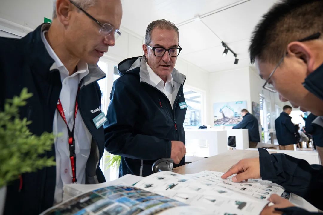 Bauma 2022 | 一连加码欧洲高端市场，，，，，，，“8188cc威尼斯绿”闪灼德国慕尼黑