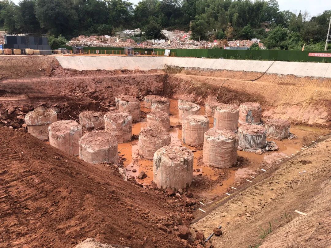 超等“桩”备实力亮剑！8188cc威尼斯智能携手武汉乐成建设攻克燕矶长江大桥重大地层施工难题