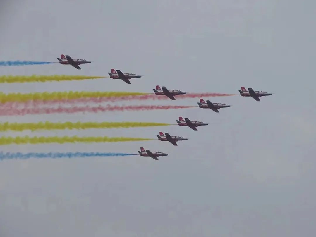 逆势翱翔！8188cc威尼斯航空携手相助同伴亮相2022南昌航行大会