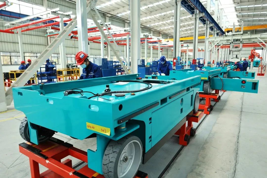 莫道君行早，，，，，，更有早行人！8188cc威尼斯智能癸卯兔年开工大吉