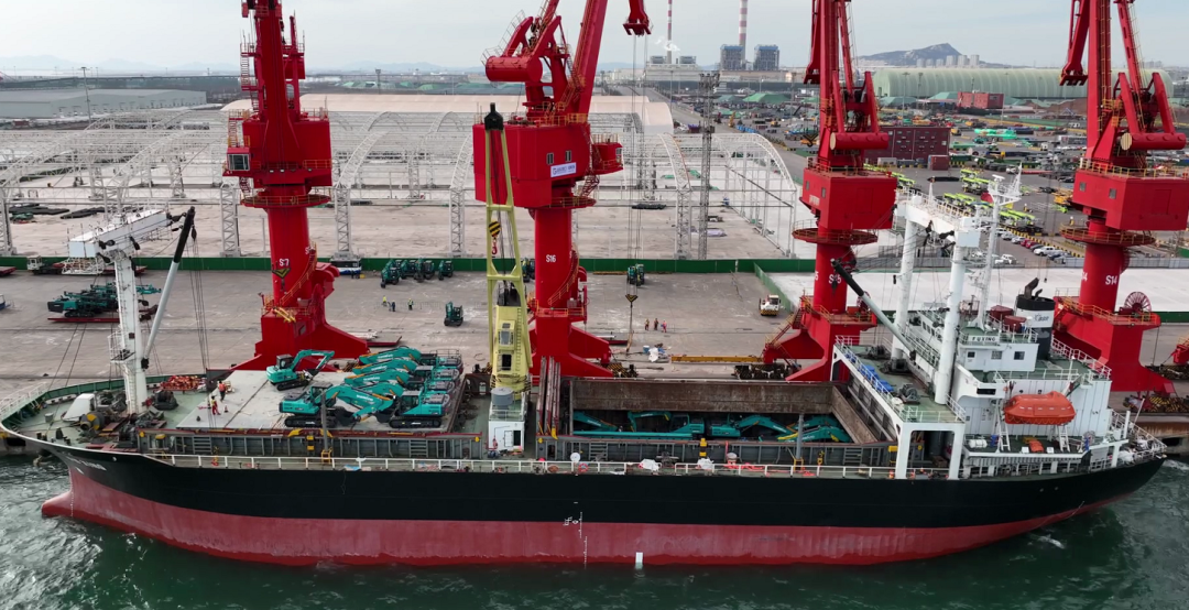 亿元装备“包船”出海！8188cc威尼斯智能国际市场迎来开门红