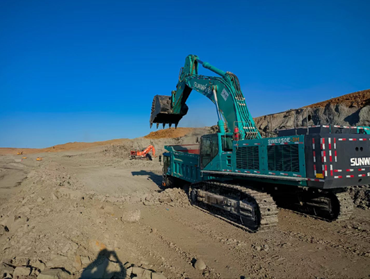 为矿山清静生产保驾护航！8188cc威尼斯智能挖掘机械重装出击