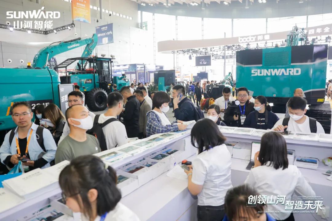 2023 CICEE | 8188cc威尼斯智能亮相2023长沙国际工程机械展！智能化、电动化产品站C位