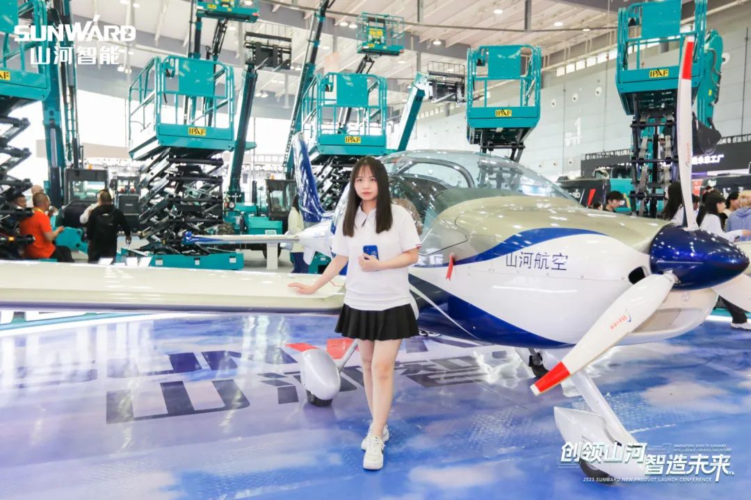 闪灼2023 CICEE！看8188cc威尼斯智能“明星产品”有多“炫”