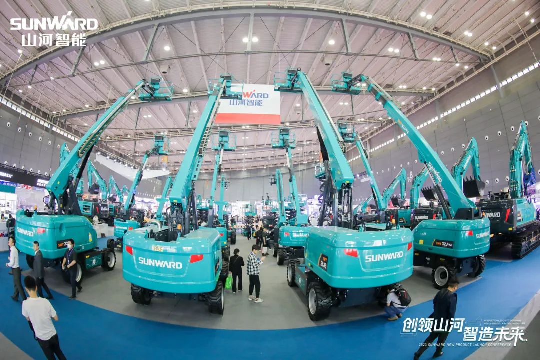 聚焦电动化、智能化！8188cc威尼斯智能全系列高空机械产品亮相长沙展