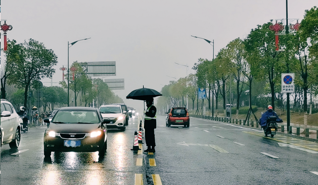 劳动庆幸，，，，，，创立伟大！纪录那些通俗且伟大的劳动瞬间