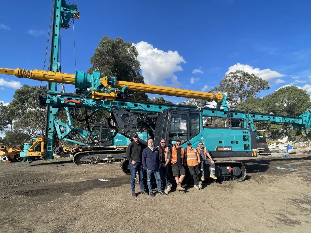 劳动庆幸，，，，，，创立伟大！纪录那些通俗且伟大的劳动瞬间