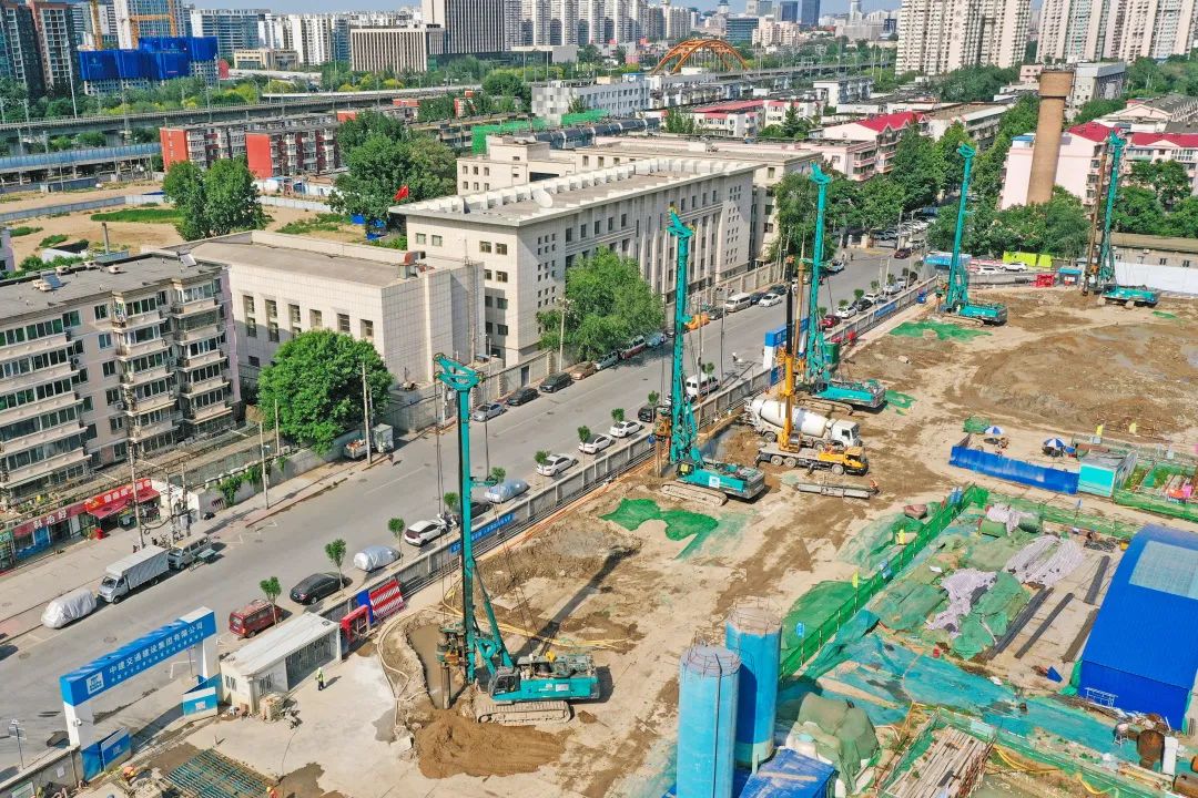 闪灼首都！8188cc威尼斯智能旋挖钻机集群助力民生工程