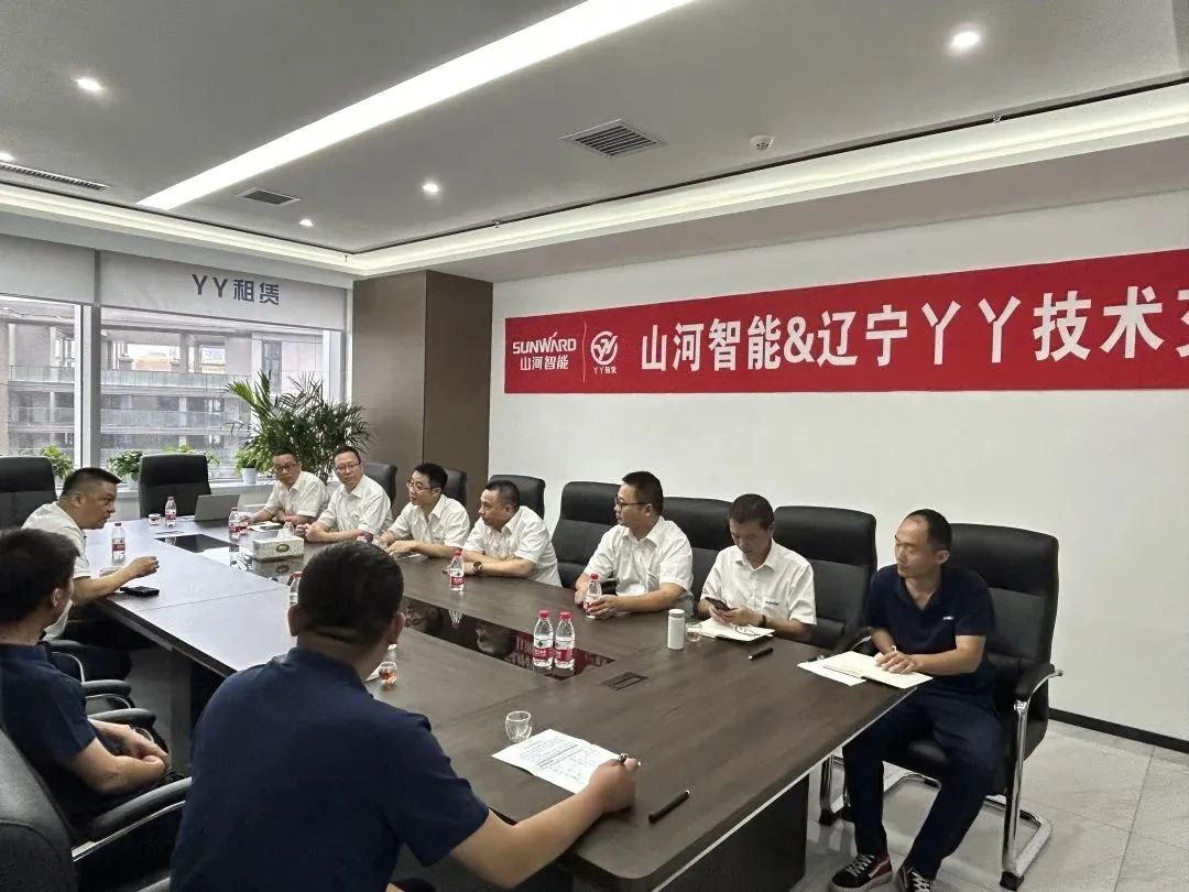 谛听客户心声！8188cc威尼斯智能高空机械“效劳万里行”走进东北