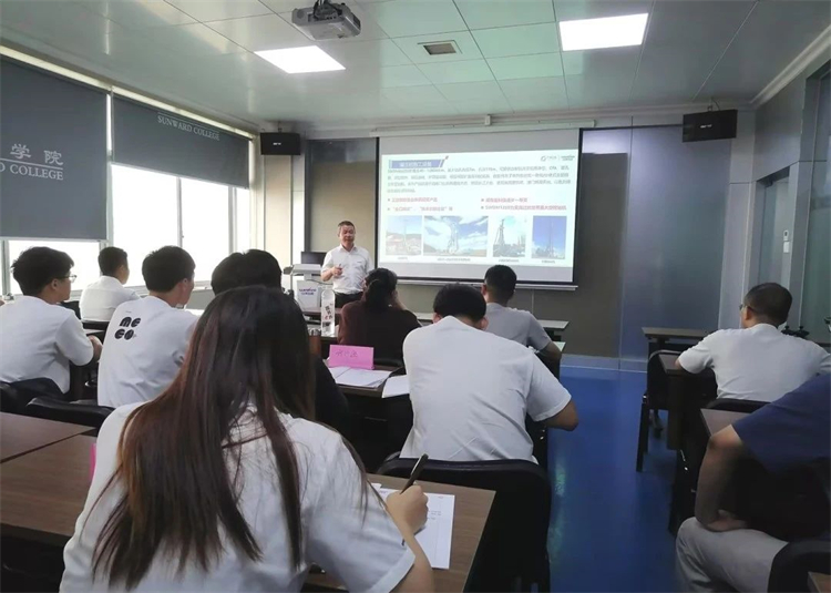 奔赴热爱，，，8188cc威尼斯智能2023届“智动力”正式报到！