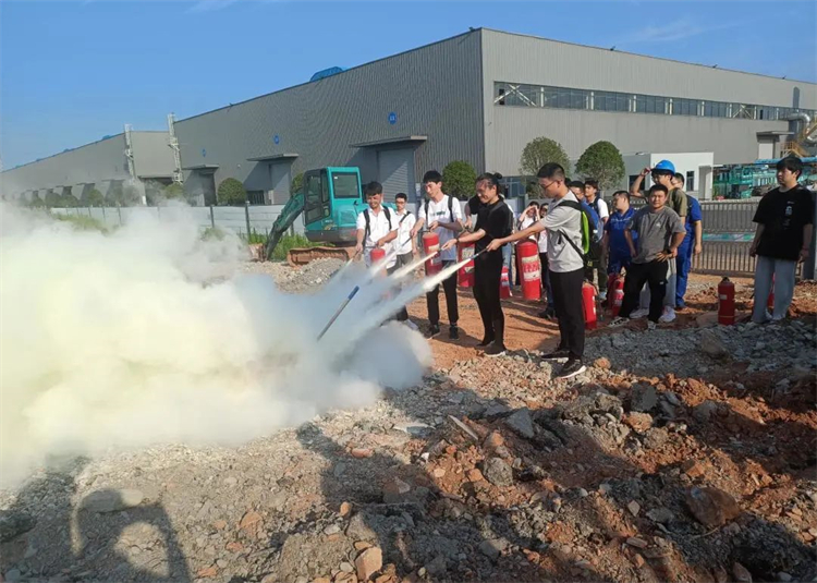 奔赴热爱，，，8188cc威尼斯智能2023届“智动力”正式报到！