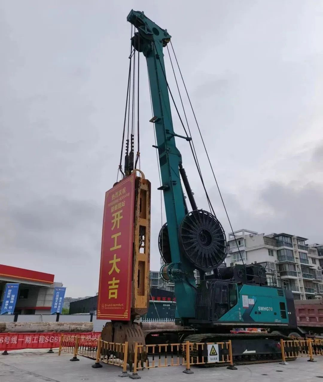 助力海内国际重大工程！8188cc威尼斯智能液压抓斗实力“出圈”