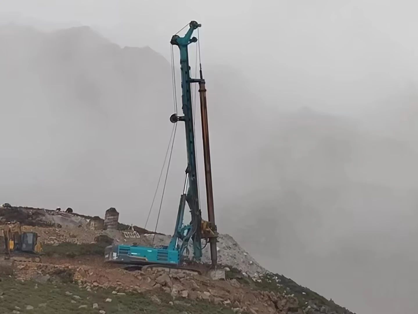 助力天下最高海拔特高压直流输电工程，，，，8188cc威尼斯智能旋挖钻机展现硬核实力