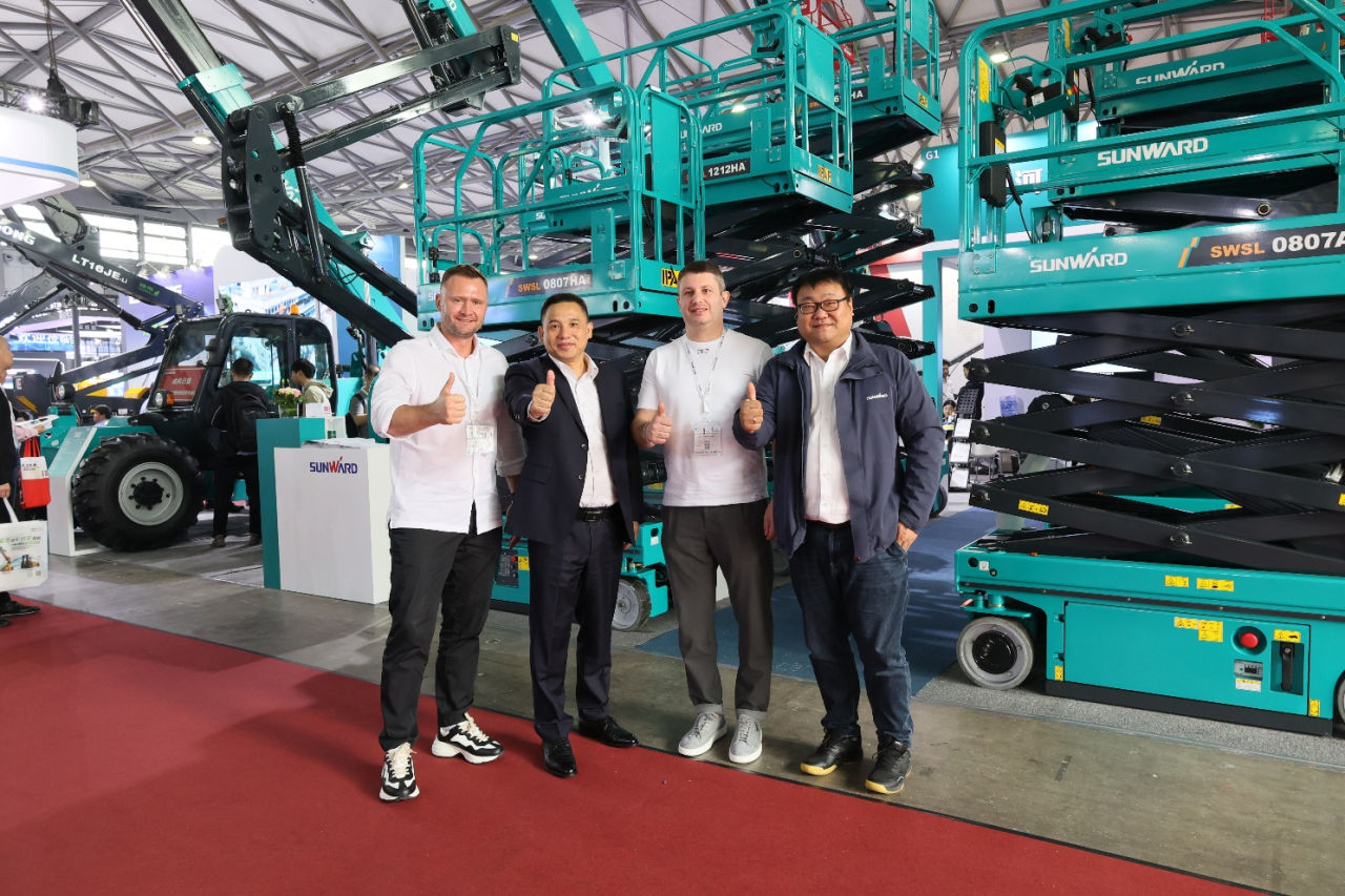 精品出击，，，，，，闪灼魔都！8188cc威尼斯智能全系列高空机械亮相2023亚洲国际高空展