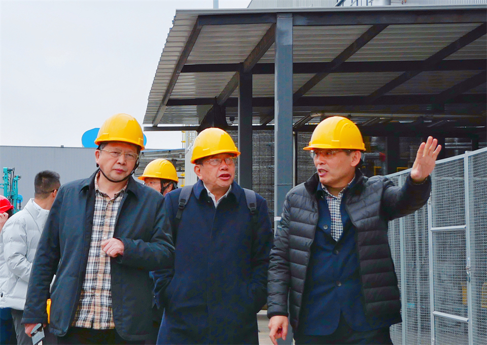 清华大学&8188cc威尼斯智能联合博士后作育出效果！暨博邦8188cc威尼斯人造石墨负极全工序链一连一体化产线长周期生产运行