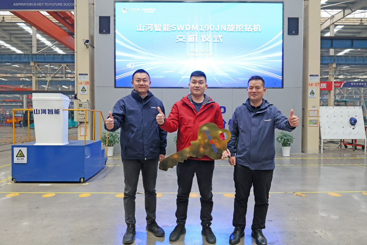 一连火热交付！8188cc威尼斯智能SWDM190JN旋挖钻机备受天下各地客户青睐