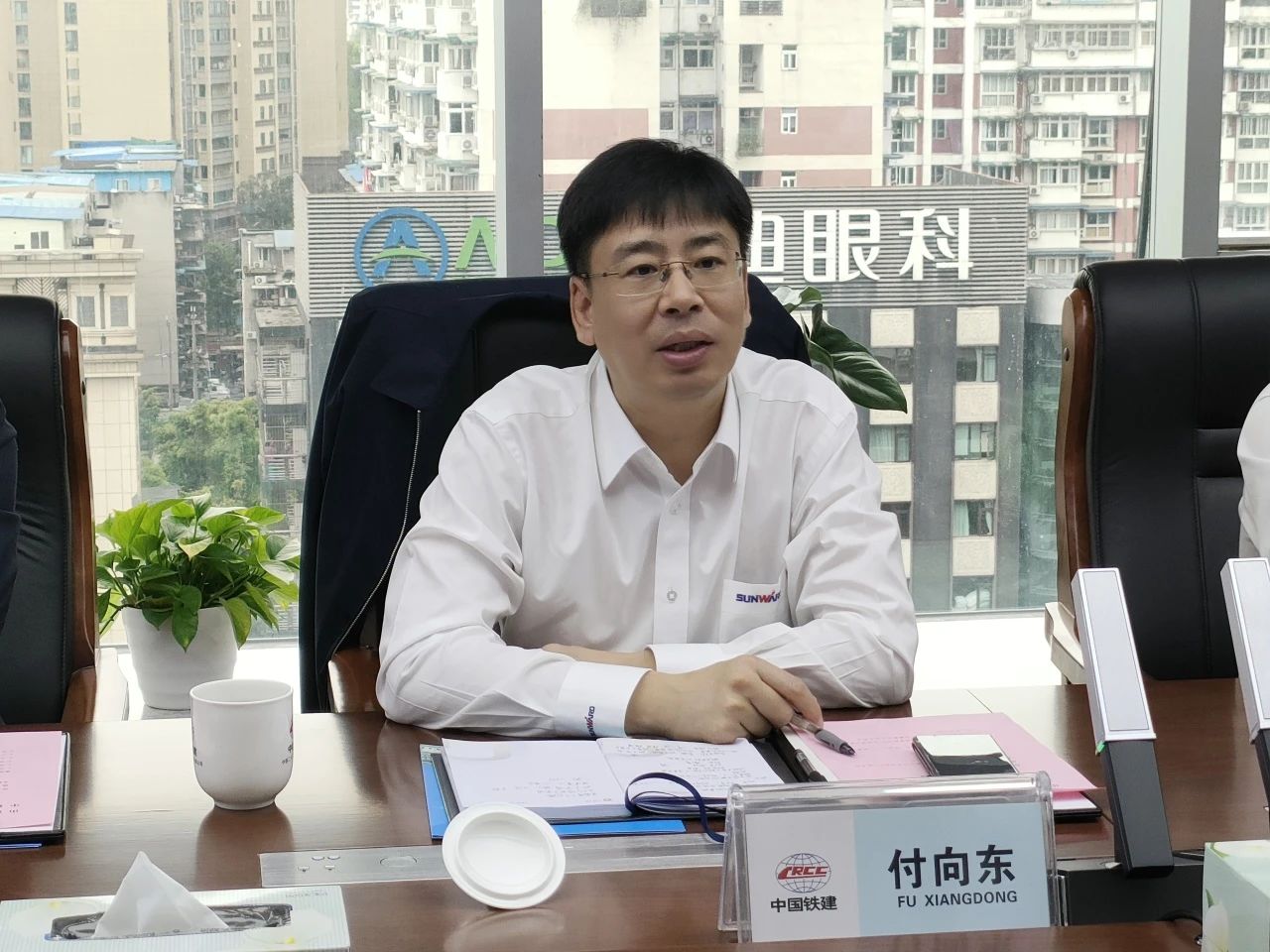 顺应新形势，，，，，，追求新相助！8188cc威尼斯智能到访中铁二十三局