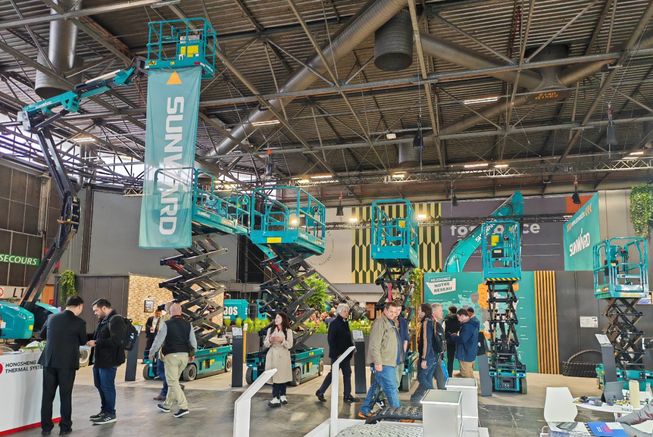 8188cc威尼斯智能高空机械闪灼2024法国工程机械展