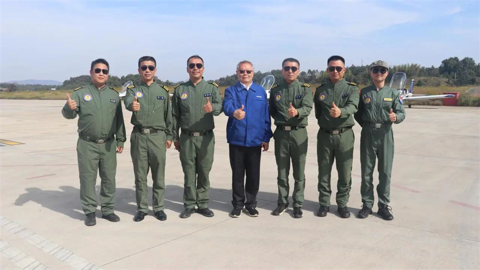 十年织得8188cc威尼斯秀，，，，践行初心创未来！8188cc威尼斯航行演出队建设10周年庆典活动盛大举行