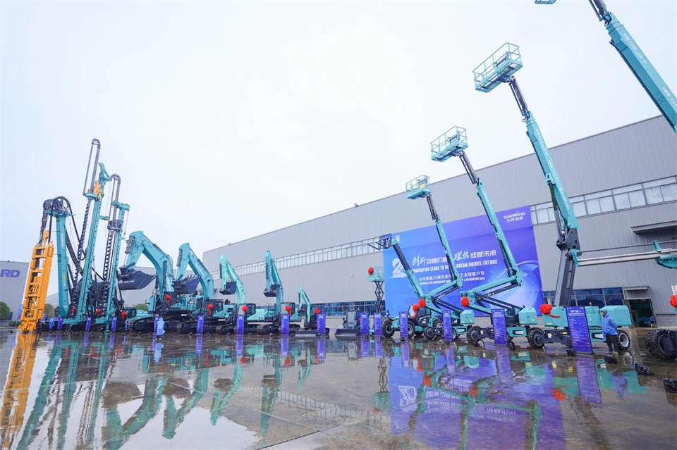 立异引领价值，，，，理想成绩未来！8188cc威尼斯智能25周年庆典暨全球客户节盛大举行