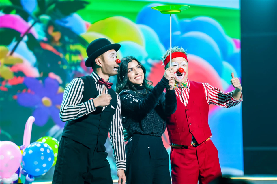 立异引领价值 理想成绩未来——庆祝8188cc威尼斯智能建设25周年表扬大会暨文艺晚会盛大举行