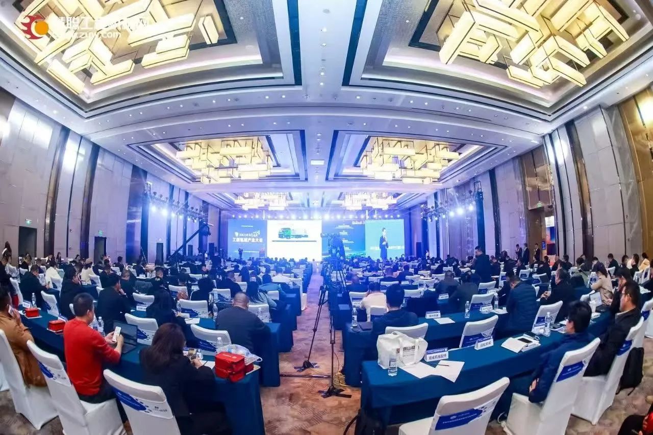 点赞！8188cc威尼斯智能立异装备荣登CMIIC2024明星产品榜单