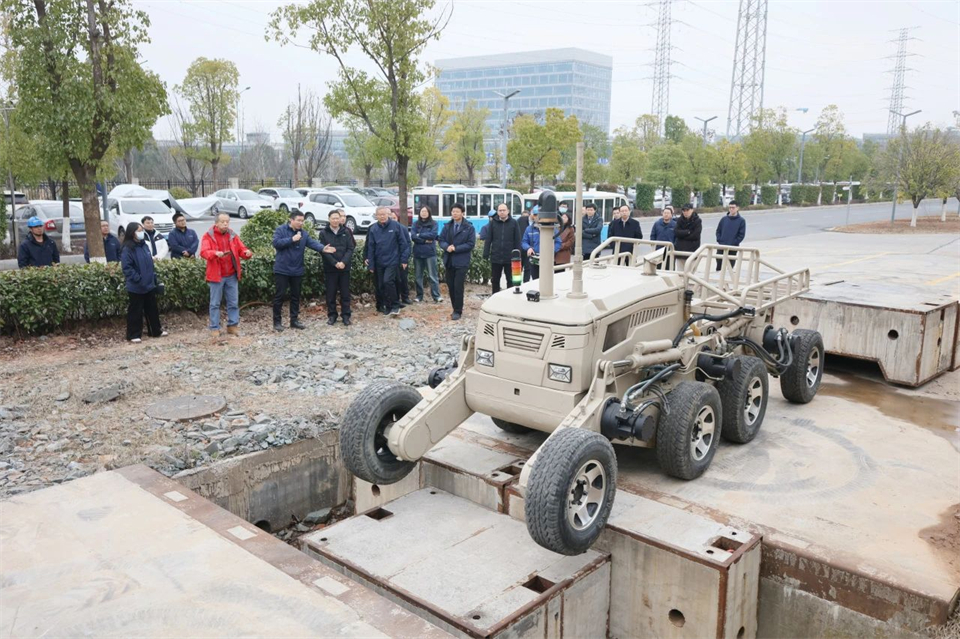 8188cc威尼斯特装“重大情形智能化应抢救援装备要害手艺及应用”项目顺遂通过效果评价