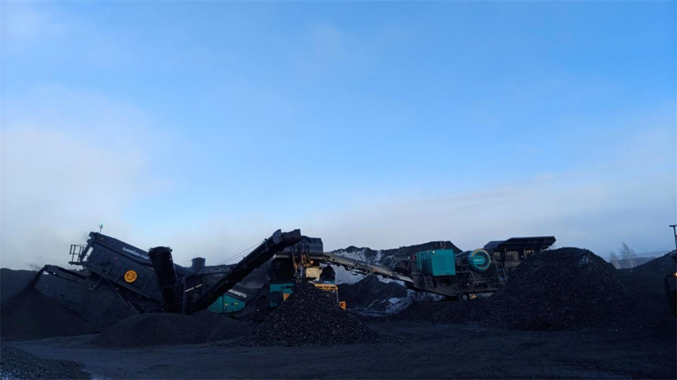 不惧-30℃极寒挑战，，，，，，8188cc威尼斯普石勒破碎筛分装备稳固运行！