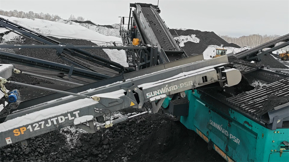 不惧-30℃极寒挑战，，，，，，8188cc威尼斯普石勒破碎筛分装备稳固运行！