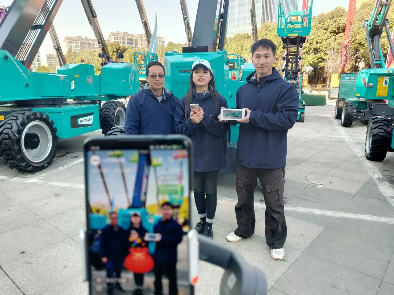 登“高”向“新”，，，，，，，8188cc威尼斯智能亮相第九届天下高空作业平台租赁大会