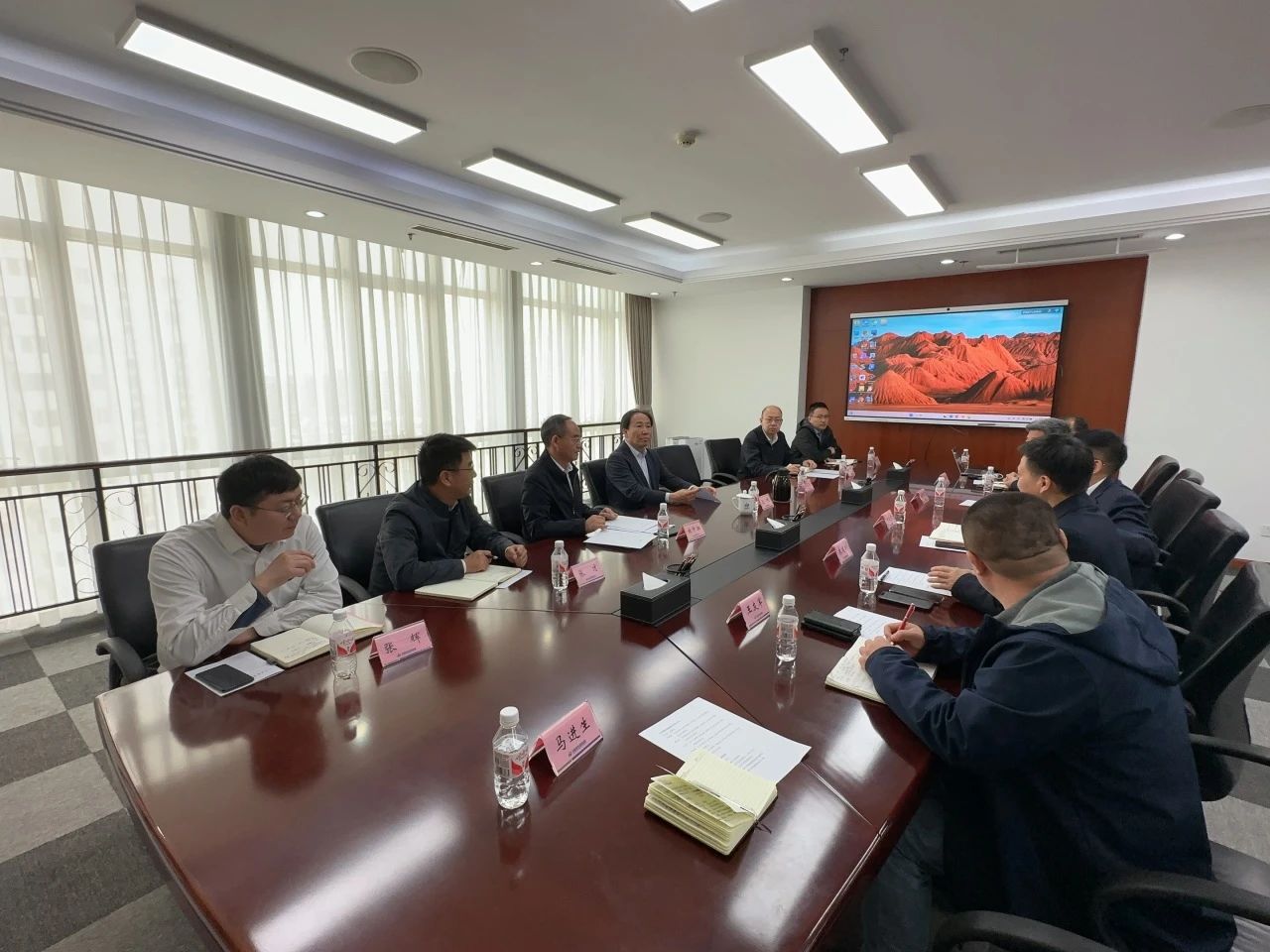 8188cc威尼斯智能董事长付向东带队造访中煤地质总局、大地特勘公司