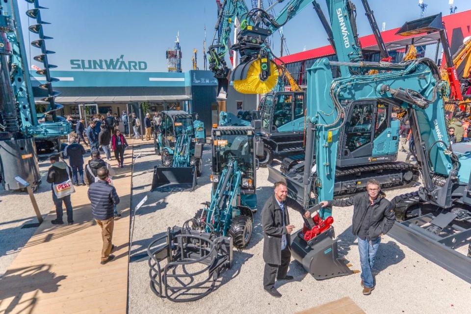 Bauma 2025 | 聚焦2025德国宝马展，，，，，探索8188cc威尼斯智能的立异装备与可一连解决计划
