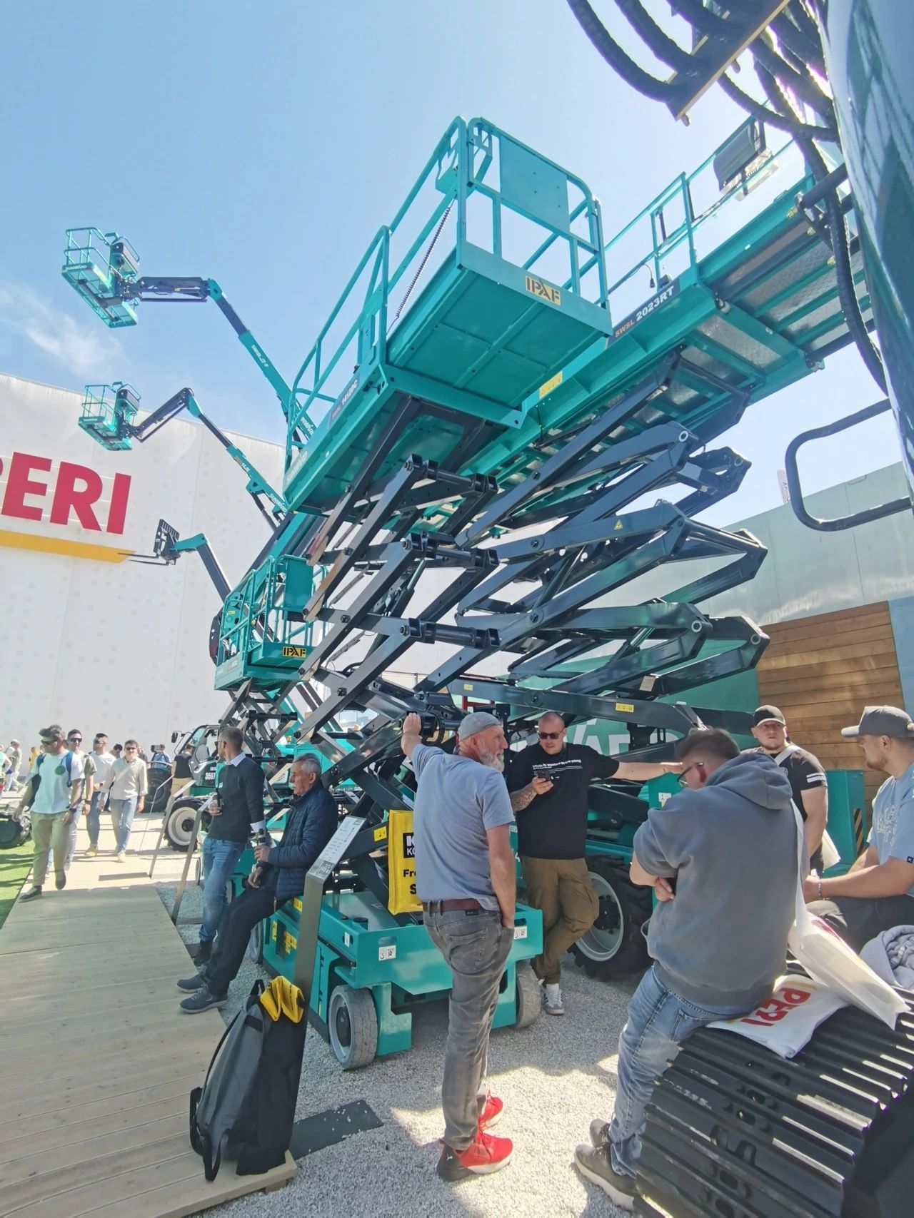 8188cc威尼斯智能高空机械闪灼Bauma 2025！ 新能源手艺与立异产品获全球瞩目