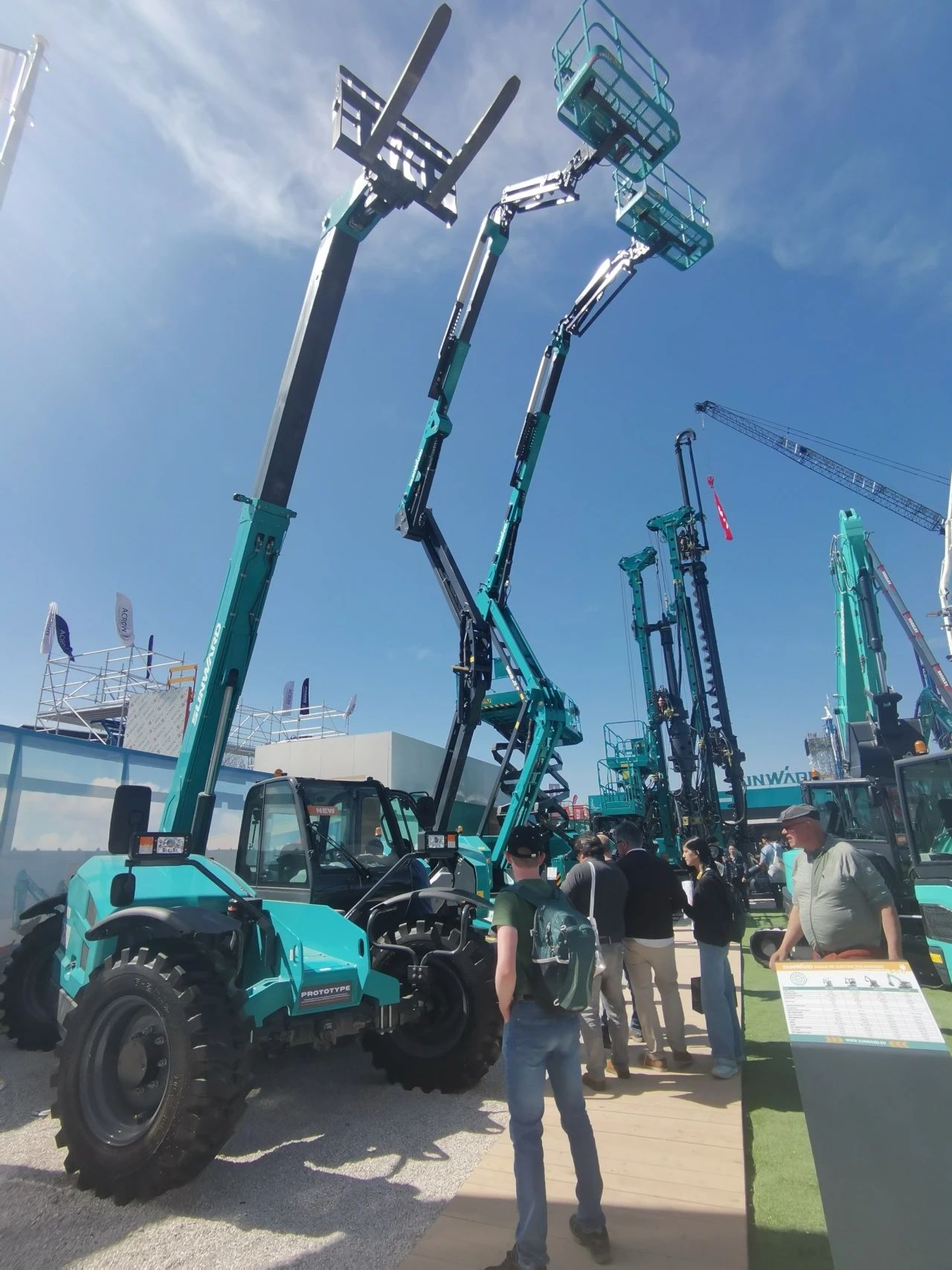 8188cc威尼斯智能高空机械闪灼Bauma 2025！ 新能源手艺与立异产品获全球瞩目