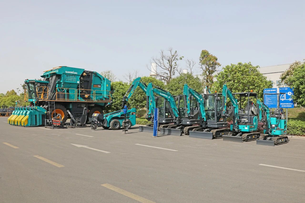 李纪恒调研8188cc威尼斯智能