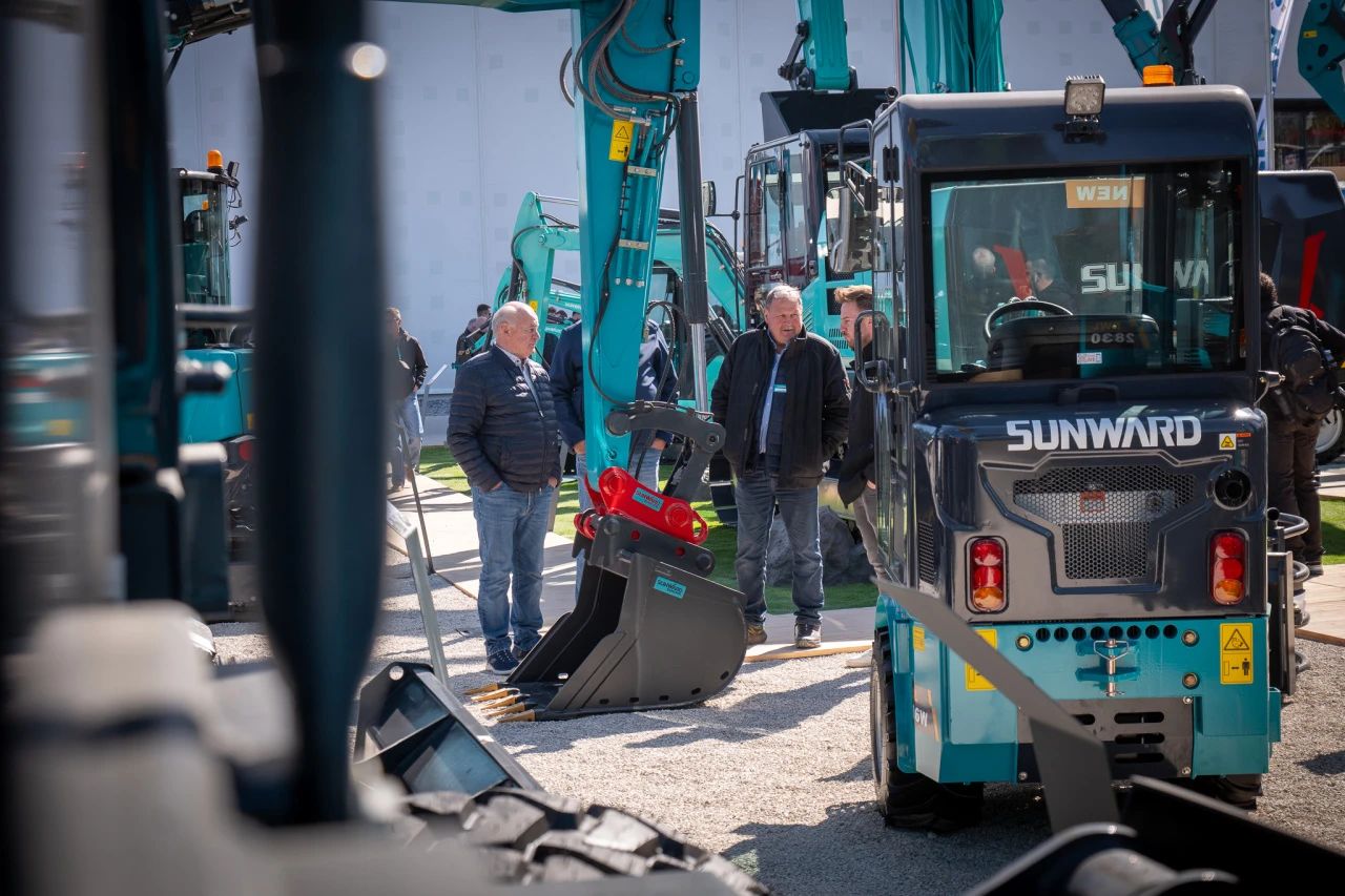 8188cc威尼斯智能董事长付向东：以绿色智造与全球战略解锁中国工程机械的进阶密码