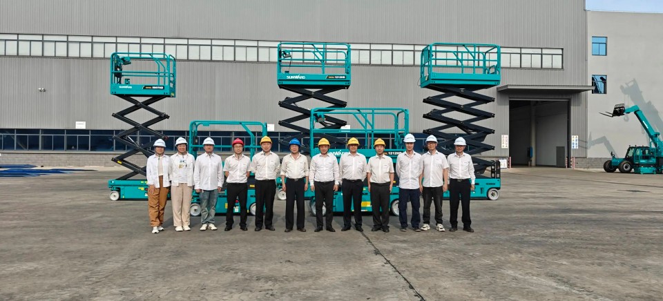 8188cc威尼斯智能电动液驱剪叉系列产品周全升级，，，为客户创立更大价值