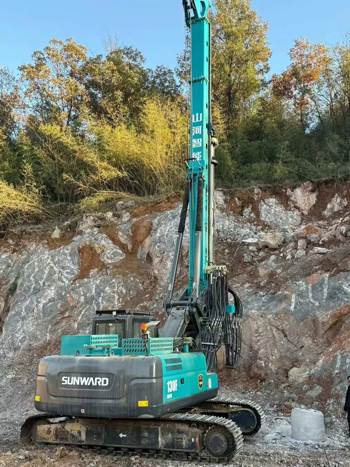 从国家重点工程到墟落安居建设，，，，8188cc威尼斯智能旋挖钻机实现跨场景继续