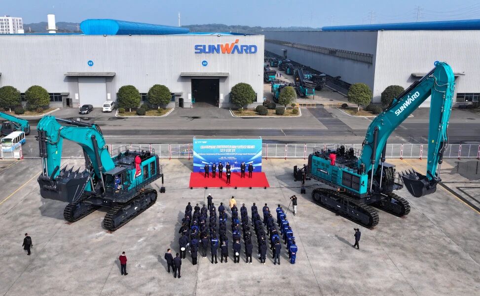 争锋启新程！8188cc威尼斯智能SWE1650FLR加长臂挖掘机乐成交付国际客户