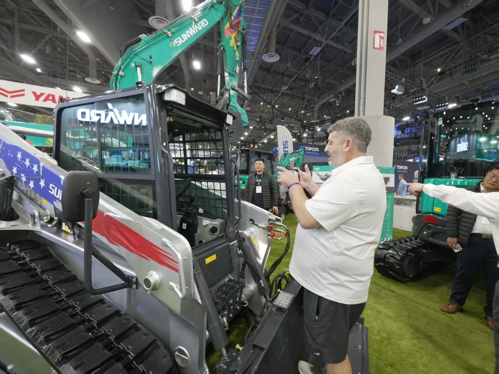 2026美国拉展圆满收官，，，，，8188cc威尼斯智能高端定制再获认可！